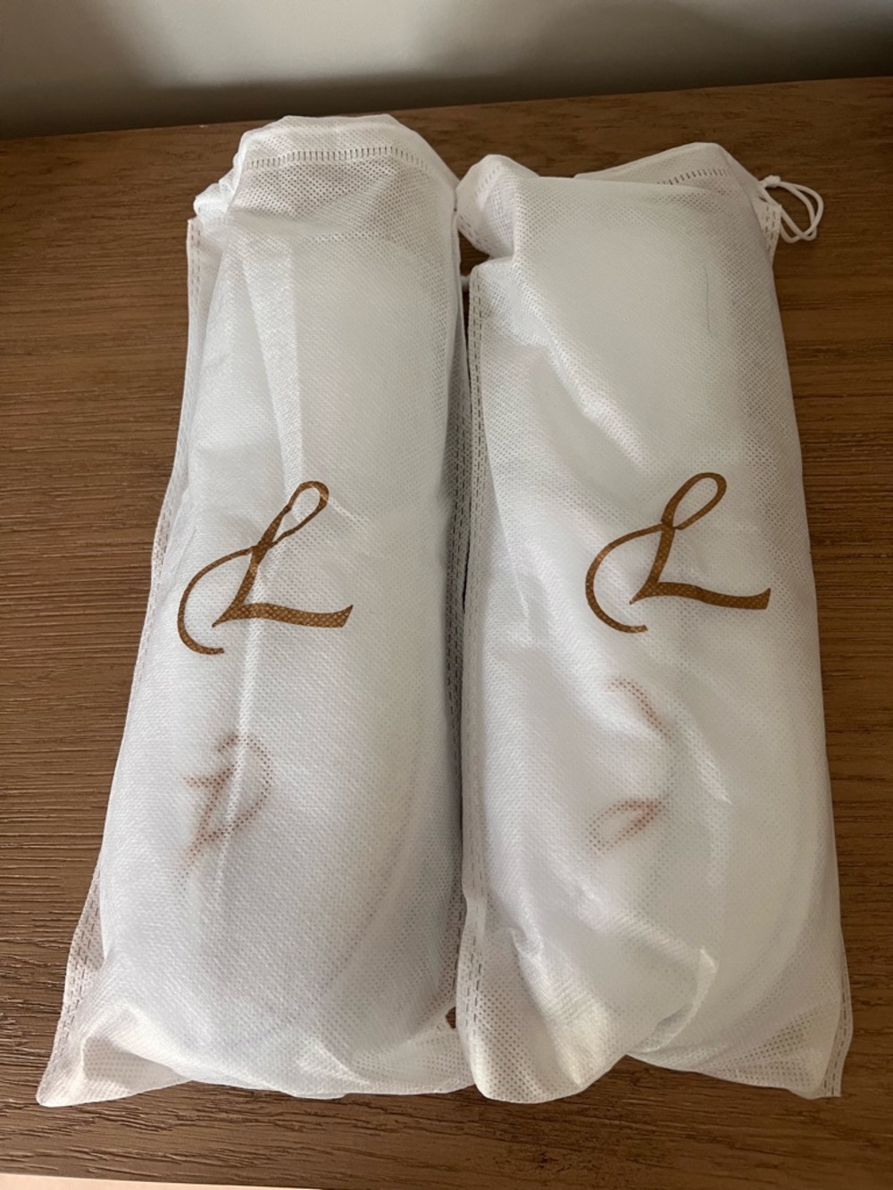 NWT. Landmark London Luxury Hotel Slippers Set (2)